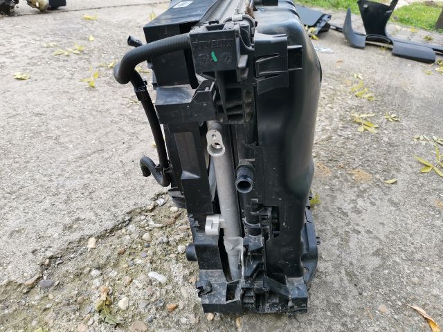 bontott RENAULT ZOE Klímahűtő Radiátor