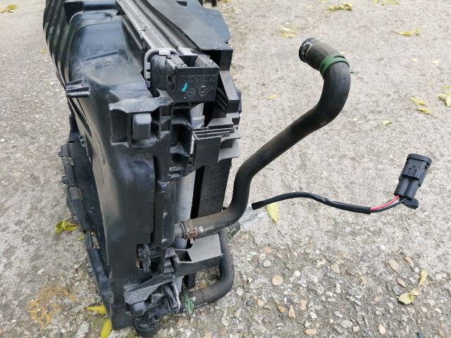 bontott RENAULT ZOE Klímahűtő Radiátor