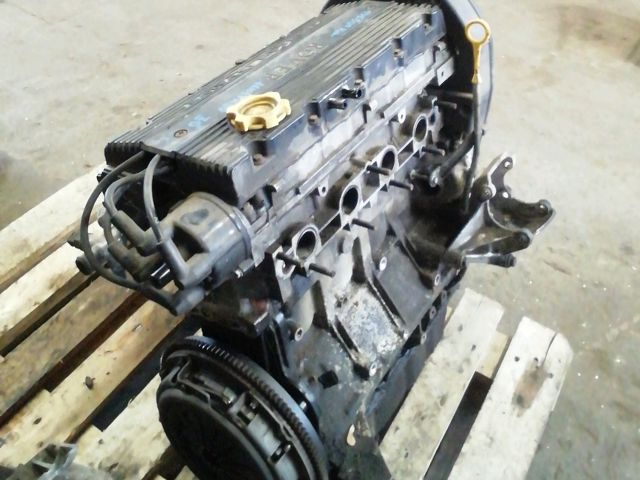 bontott ROVER 400 Motor (Fűzött blokk hengerfejjel)