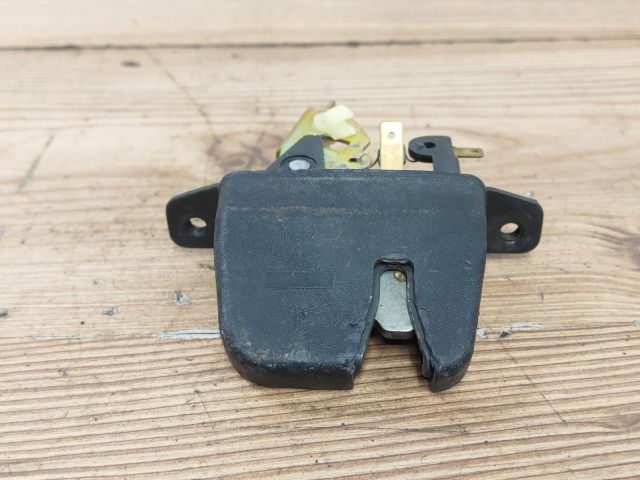 bontott ROVER 400 Csomagtérajtó Zárszerkezet