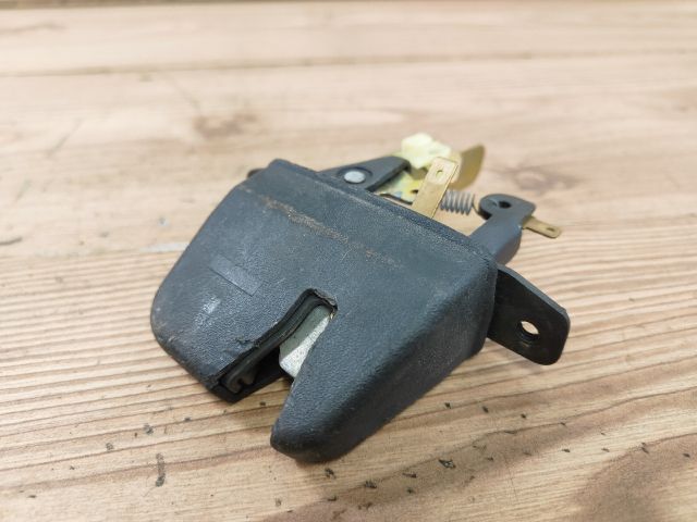 bontott ROVER 400 Csomagtérajtó Zárszerkezet