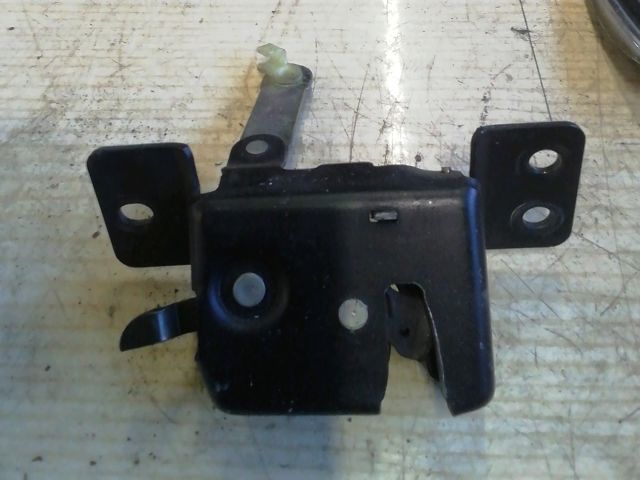 bontott ROVER 400 Csomagtérajtó Zárszerkezet