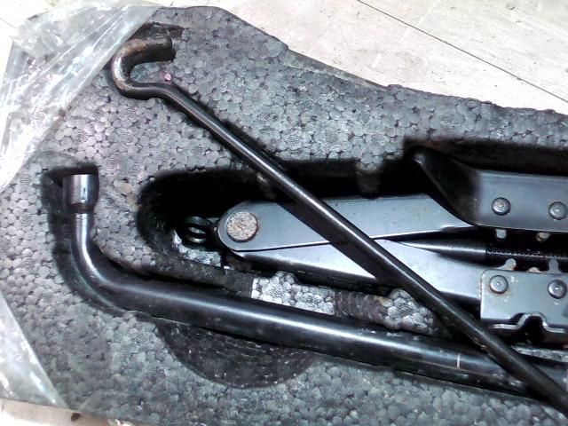 bontott ROVER 400 Emelő