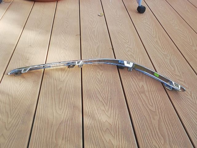 bontott ROVER 45 Jobb első Lökhárító Díszléc