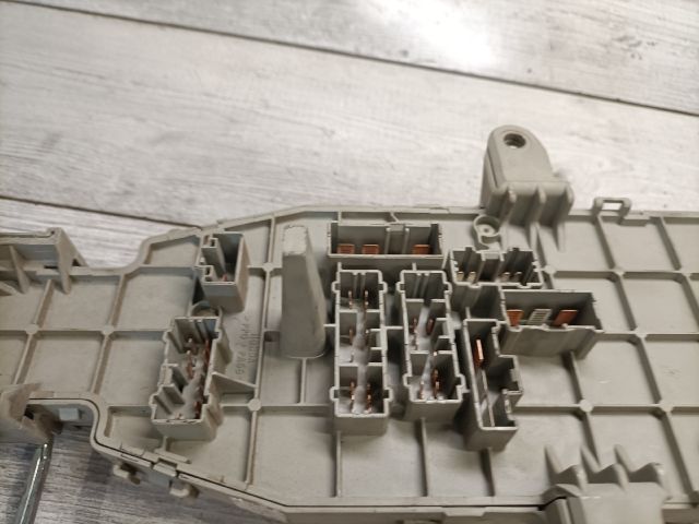 bontott ROVER 600 Biztosítéktábla Utastér