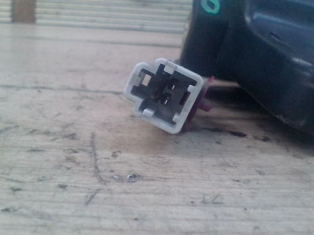 bontott ROVER 600 Csomagtérajtó Zárszerkezet