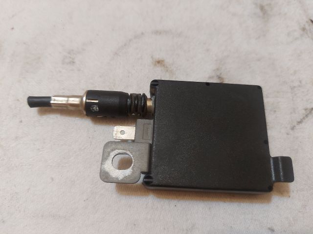 bontott ROVER 75 Antenna Erősítő