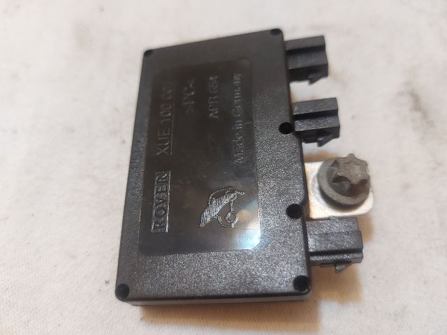 bontott ROVER 75 Antenna Erősítő