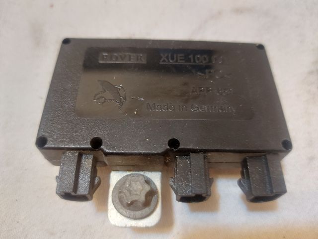 bontott ROVER 75 Antenna Erősítő