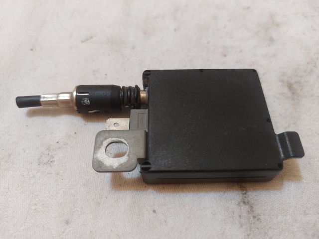 bontott ROVER 75 Antenna Erősítő