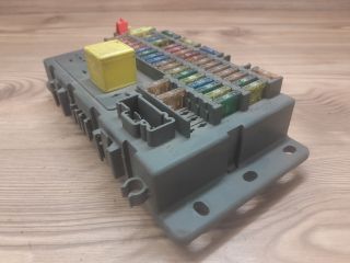 bontott ROVER 75 Biztosítéktábla Utastér