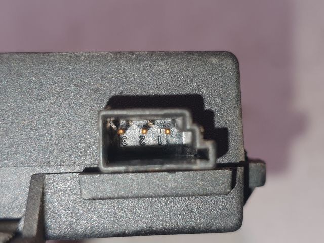 bontott ROVER 75 Kulcs Nélküli Nyitás Jeladó