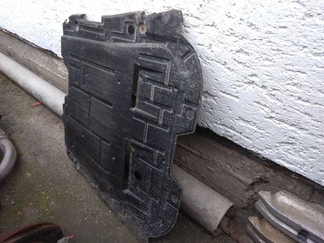 bontott SAAB 9-3 Alsó Motorburkolat