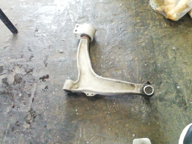 bontott SAAB 9-3 Jobb első Lengőkar