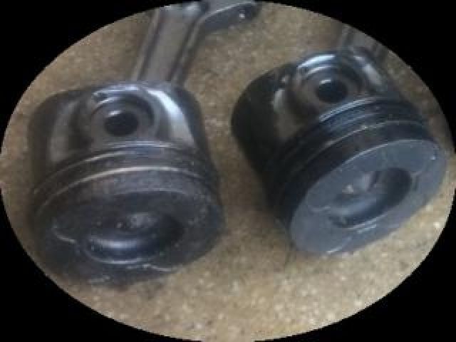 bontott SAAB 9-3 Dugattyú