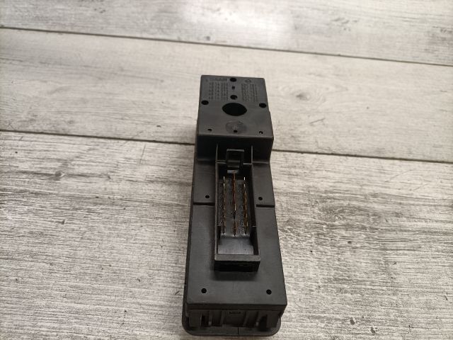 bontott SAAB 9-3 Ablakemelő Kapcsoló Négyes / Kettes