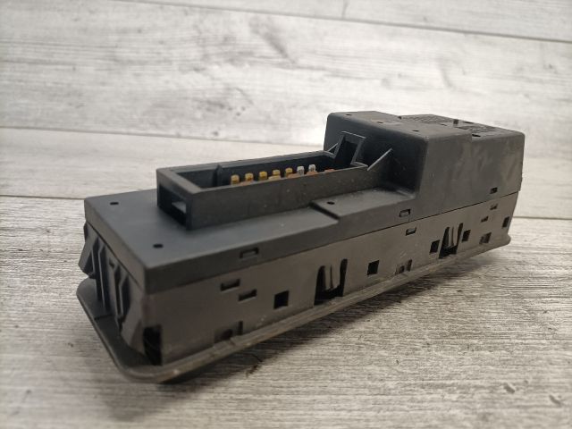 bontott SAAB 9-3 Ablakemelő Kapcsoló Négyes / Kettes