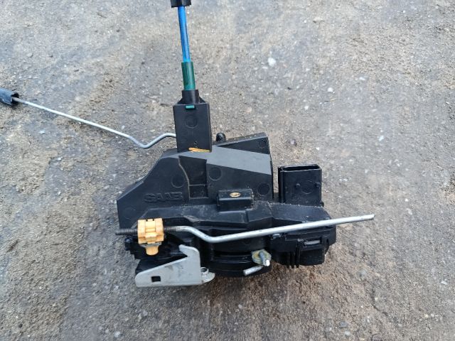 bontott SAAB 9-3 Bal első Központizár Motor