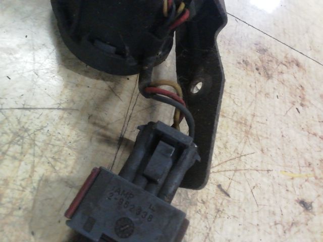 bontott SAAB 9-3 Bal Fényszóró Törlő Kar