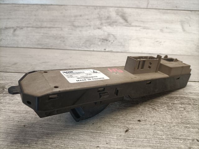 bontott SAAB 9-3 Bal hátsó Ablakemelő Kapcsoló