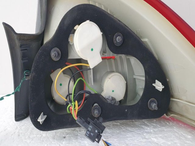 bontott SAAB 9-3 Bal Külső Hátsó Lámpa