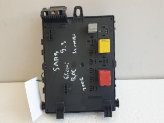 bontott SAAB 9-3 Biztosítéktábla Csomagtér