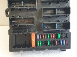 bontott SAAB 9-3 Biztosítéktábla Csomagtér