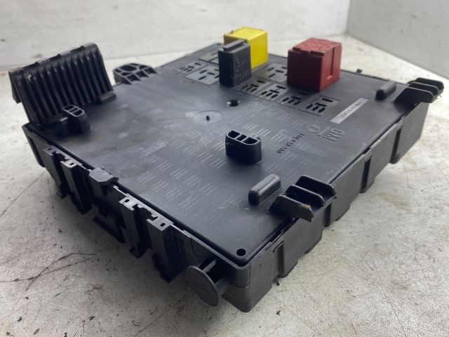 bontott SAAB 9-3 Biztosítéktábla Doboz