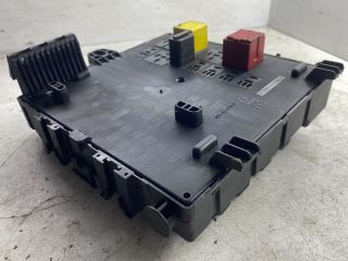 bontott SAAB 9-3 Biztosítéktábla Doboz