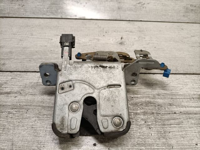 bontott SAAB 9-3 Csomagtérajtó Zárszerkezet