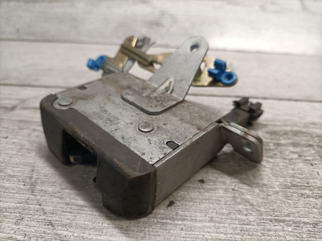 bontott SAAB 9-3 Csomagtérajtó Zárszerkezet