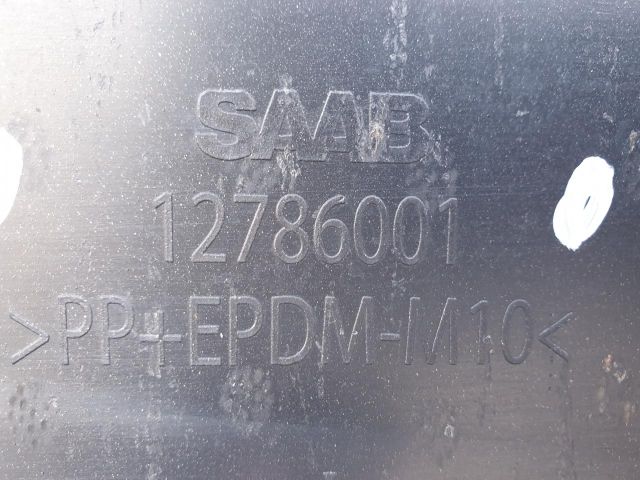 bontott SAAB 9-3 Első Lökhárító (Részeivel)