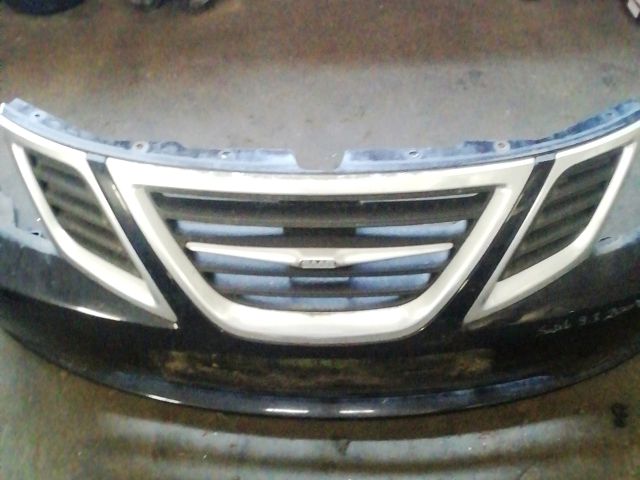bontott SAAB 9-3 Első Lökhárító (Részeivel)