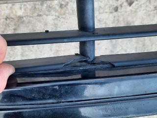 bontott SAAB 9-3 Első Lökhárító (Részeivel)