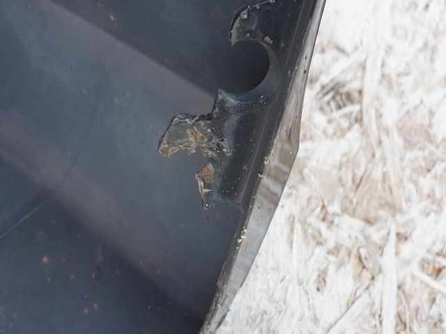 bontott SAAB 9-3 Első Lökhárító (Részeivel)