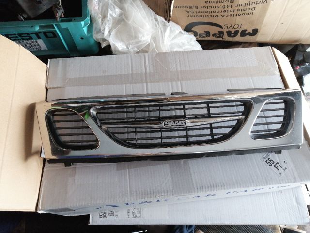 bontott SAAB 9-3 Hűtőrács