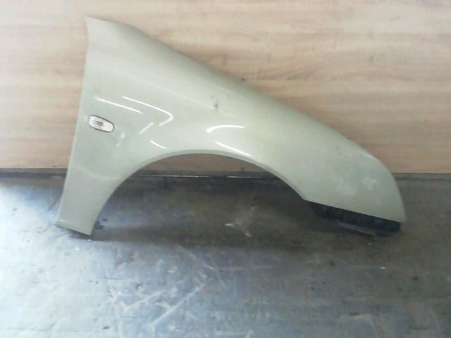 bontott SAAB 9-3 Jobb első Sárvédő