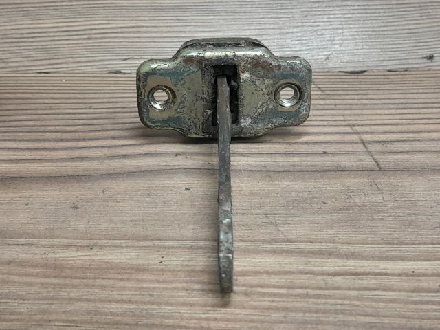 bontott SAAB 9-3 Jobb hátsó Ajtóhatároló