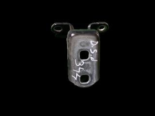 bontott SAAB 9-3 Jobb hátsó Alsó Zsanér