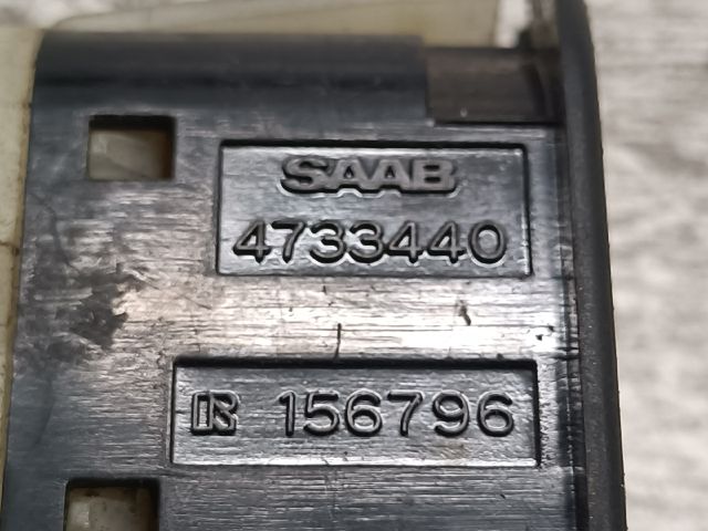 bontott SAAB 9-3 Motorháztető Nyitó Kar / Gomb