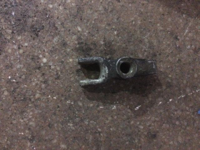 bontott SAAB 9-3 Porlasztó Lefogató