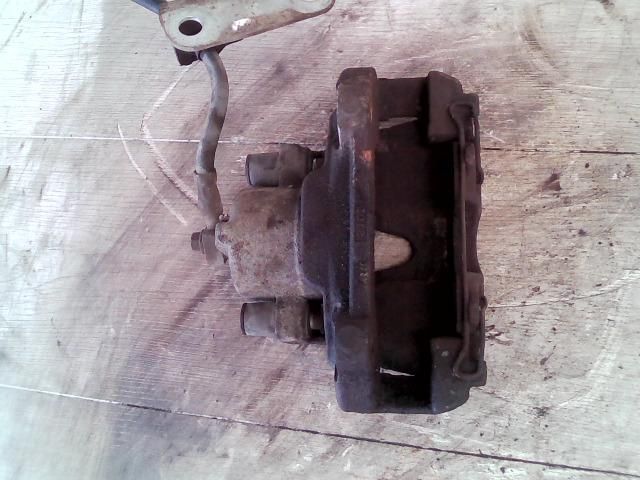 bontott SAAB 9-5 Jobb első Féknyereg Munkahengerrel