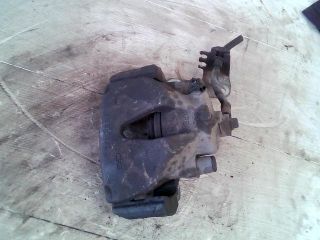 bontott SAAB 9-5 Jobb első Féknyereg Munkahengerrel