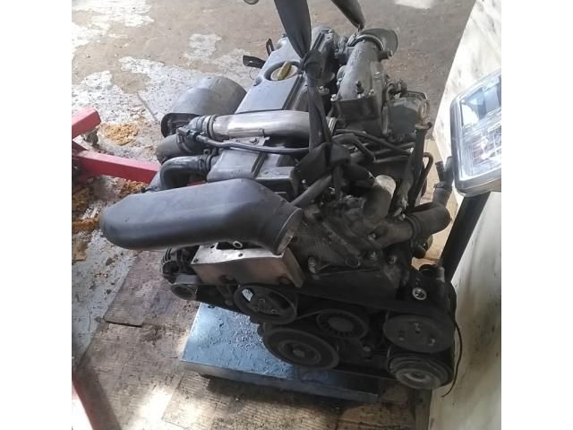 bontott SAAB 9-5 Motor (Fűzött blokk hengerfejjel)