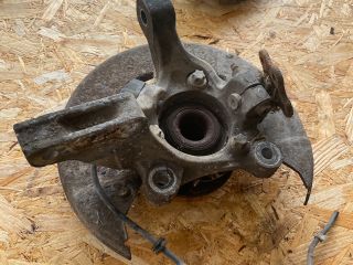 bontott SAAB 9-5 Jobb első Csonkállvány Kerékaggyal