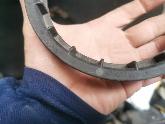 bontott SAAB 9-5 AC Pumpa Rögzítő Gyűrű