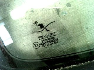 bontott SAAB 9-5 Bal C Oszlop Oldalablak Üveg