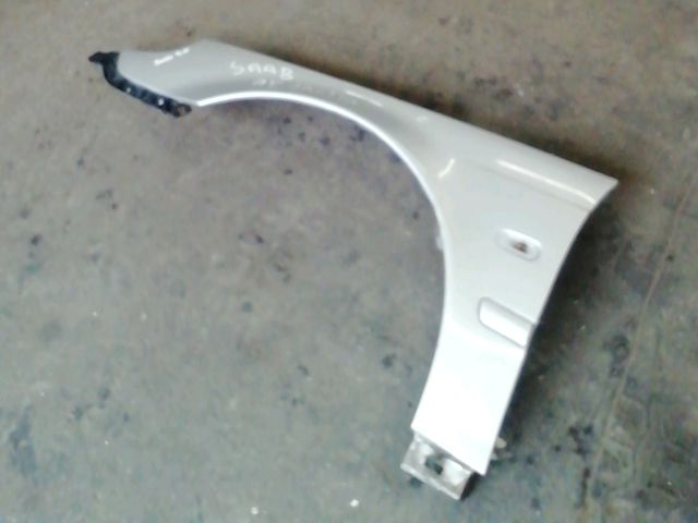 bontott SAAB 9-5 Bal első Sárvédő