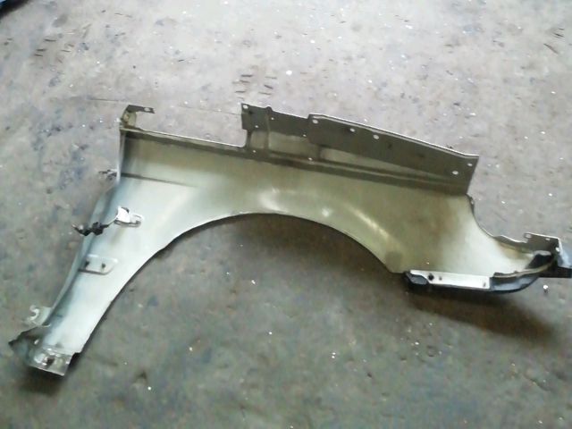 bontott SAAB 9-5 Bal első Sárvédő