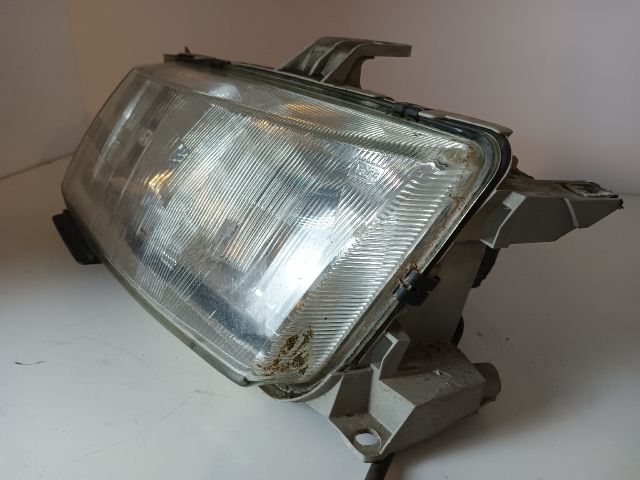 bontott SAAB 9-5 Bal Fényszóró